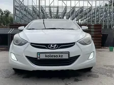 Hyundai Elantra, 2010