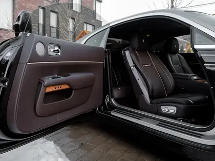 Rolls-Royce Wraith 2016 года за 125 000 000 тг. в Алматы – фото 36