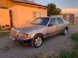 Mercedes-Benz E 200 1988 года за 1 100 000 тг. в Алматы – фото 4