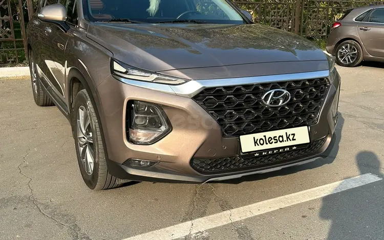 Hyundai Santa Fe 2020 года за 14 900 000 тг. в Костанай