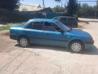 Mazda 323