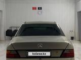 Mercedes-Benz E 260 1992 годаfor1 300 000 тг. в Кызылорда – фото 5
