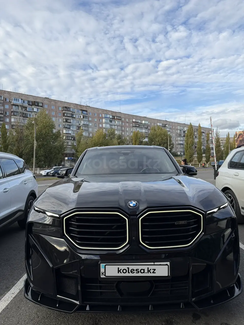 БМВ XM, 2023