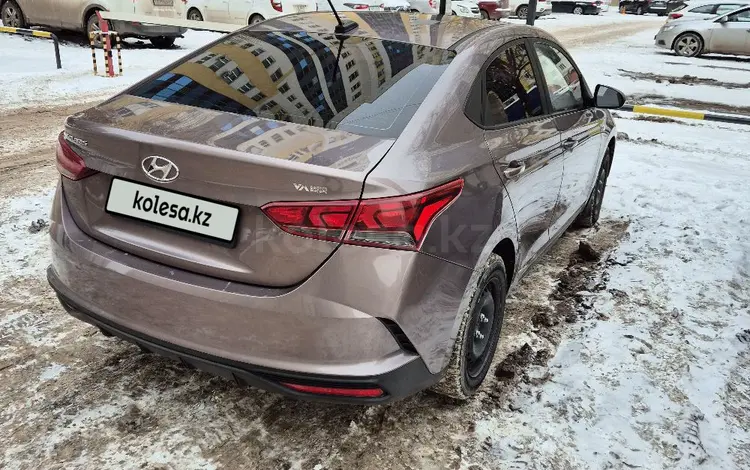 Hyundai Solaris 2021 годаfor7 298 000 тг. в Астана