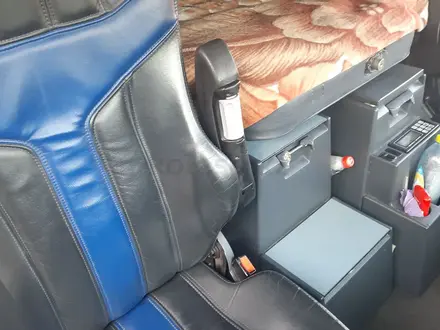 Mercedes-Benz  Actros 2002 года за 18 000 000 тг. в Тараз – фото 5