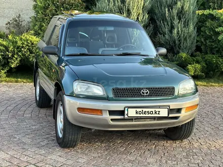 Toyota RAV4 1995 года за 3 750 000 тг. в Алматы