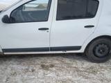 Renault Sandero 2013 годаfor2 000 000 тг. в Атырау