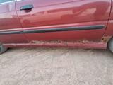 Suzuki Baleno 2000 года за 650 000 тг. в Атырау – фото 5