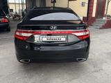 Hyundai Grandeur 2013 года за 8 300 000 тг. в Кентау