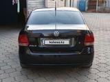 Volkswagen Polo 2015 годаүшін4 000 000 тг. в Усть-Каменогорск – фото 3