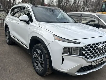 Hyundai Santa Fe 2022 года за 12 500 000 тг. в Караганда