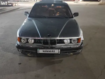 BMW 730 1992 года за 1 000 000 тг. в Павлодар