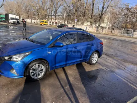 Hyundai Accent 2021 года за 6 700 000 тг. в Алматы – фото 3