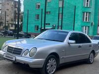 Mercedes-Benz E 230 1997 года за 2 400 000 тг. в Караганда