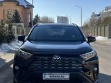 Toyota RAV4 2021 года за 15 200 000 тг. в Астана