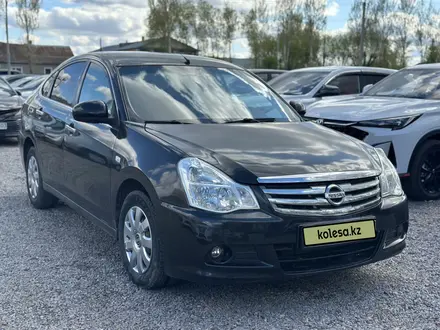 Nissan Almera 2014 года за 3 600 000 тг. в Кокшетау – фото 2