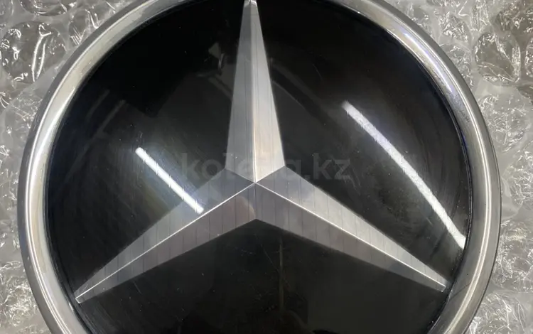 Эмблема Mercedes A0008880000 за 200 000 тг. в Астана