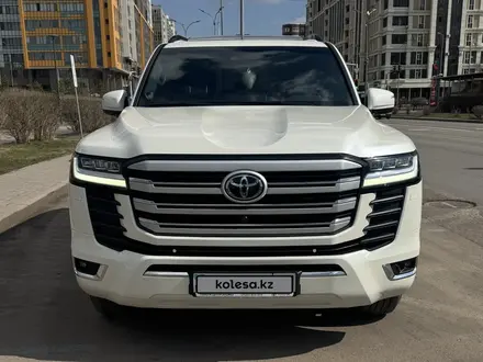 Toyota Land Cruiser, 2025