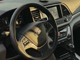 Hyundai Elantra 2018 годаүшін8 600 000 тг. в Актобе – фото 5