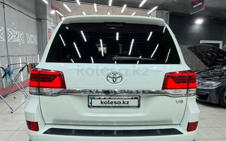 Toyota Land Cruiser 2020 годаүшін40 000 000 тг. в Астана