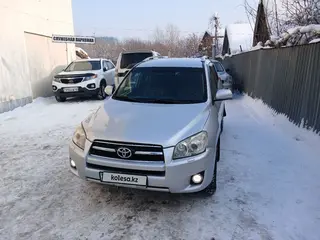 Toyota RAV4, 2009