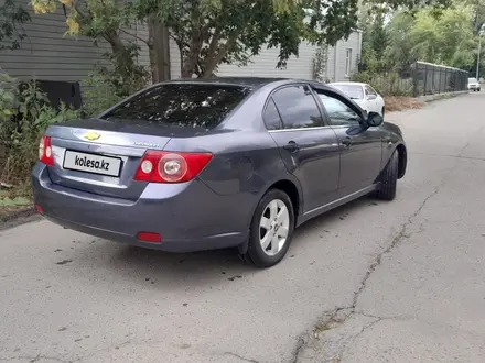 Chevrolet Epica 2006 года за 2 900 000 тг. в Усть-Каменогорск – фото 5