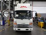 JAC  Бортовой тентованный (евро-фура) на Шасси JAC N 120 2024 года за 27 000 000 тг. в Атырау – фото 2