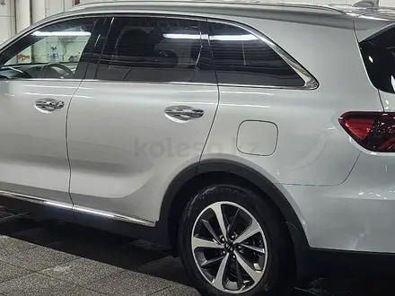 Kia Sorento 2019 года за 15 500 000 тг. в Астана – фото 19