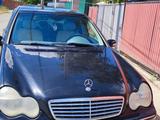 Mercedes-Benz C 240 2003 годаүшін2 700 000 тг. в Атырау