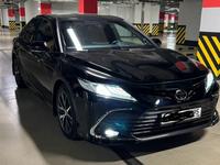 Toyota Camry 2021 года за 21 000 000 тг. в Караганда