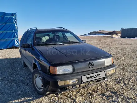 Volkswagen Passat 1993 года за 1 400 000 тг. в Астана