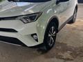 Toyota RAV4 2018 года за 9 500 000 тг. в Актау – фото 2