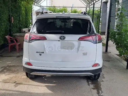 Toyota RAV4 2018 года за 9 500 000 тг. в Актау – фото 8