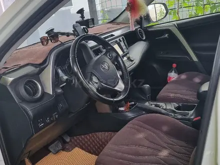 Toyota RAV4 2018 года за 9 500 000 тг. в Актау – фото 9