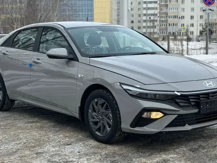 Hyundai Elantra 2024 года за 11 000 000 тг. в Уральск – фото 2