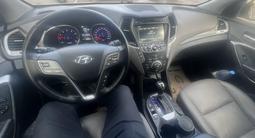 Hyundai Santa Fe 2015 годаүшін11 900 000 тг. в Актау – фото 3