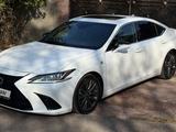 Lexus ES 350 2018 года за 21 500 000 тг. в Алматы – фото 4