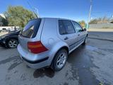 Volkswagen Golf 2003 года за 3 400 000 тг. в Актобе – фото 3