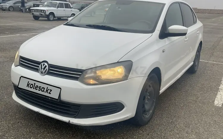 Volkswagen Polo 2013 годаfor3 800 000 тг. в Актау