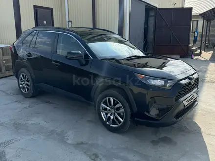 Toyota RAV4 2020 годаүшін10 000 000 тг. в Кульсары – фото 3