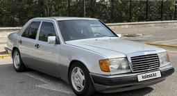 Mercedes-Benz E 220 1990 года за 1 900 000 тг. в Шымкент – фото 4