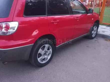 Mitsubishi Outlander 2003 года за 4 500 000 тг. в Астана – фото 4