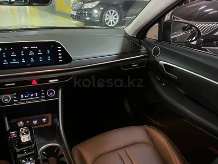Hyundai Sonata 2021 года за 13 000 000 тг. в Алматы – фото 12