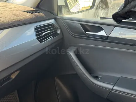Volkswagen Polo 2020 года за 7 050 000 тг. в Уральск – фото 21