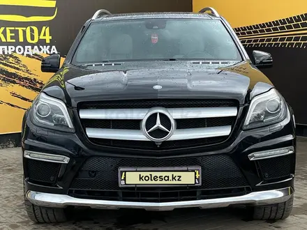 Mercedes-Benz GL 450 2013 года за 16 000 000 тг. в Актобе – фото 2