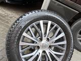 Диски с зимней резиной на Lexus lx570 за 600 000 тг. в Алматы – фото 2