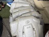 Крышка двигателя 200 4.7 за 1 200 тг. в Алматы