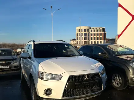 Mitsubishi Outlander Ultimate 4WD 2011 года за 7 400 000 тг. в Караганда – фото 3