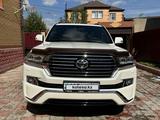 Toyota Land Cruiser 2017 года за 39 500 000 тг. в Караганда – фото 2