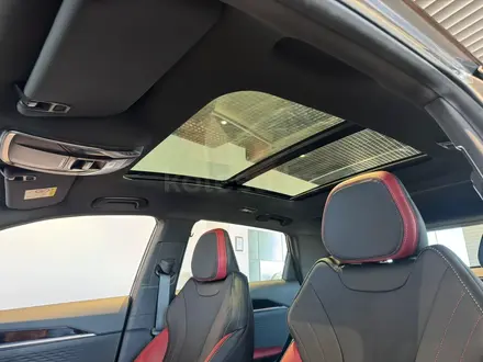 Geely Coolray Flagship 2025 года за 9 990 000 тг. в Актобе – фото 8